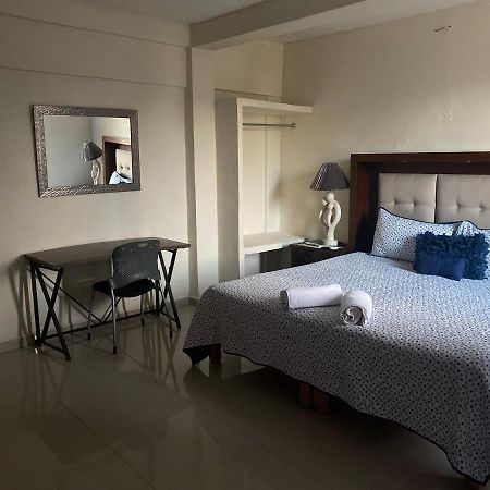 Hotel Maria Elenena El Fresno Buitenkant foto